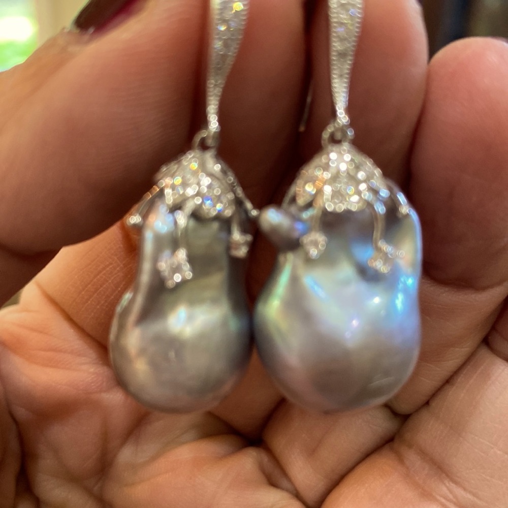 Pearl earrings